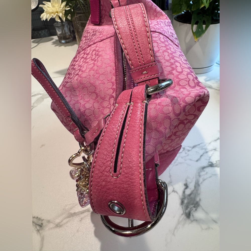 Coach Signature Suede Pink Hobo Vintage Bag - Picture 8 of 9